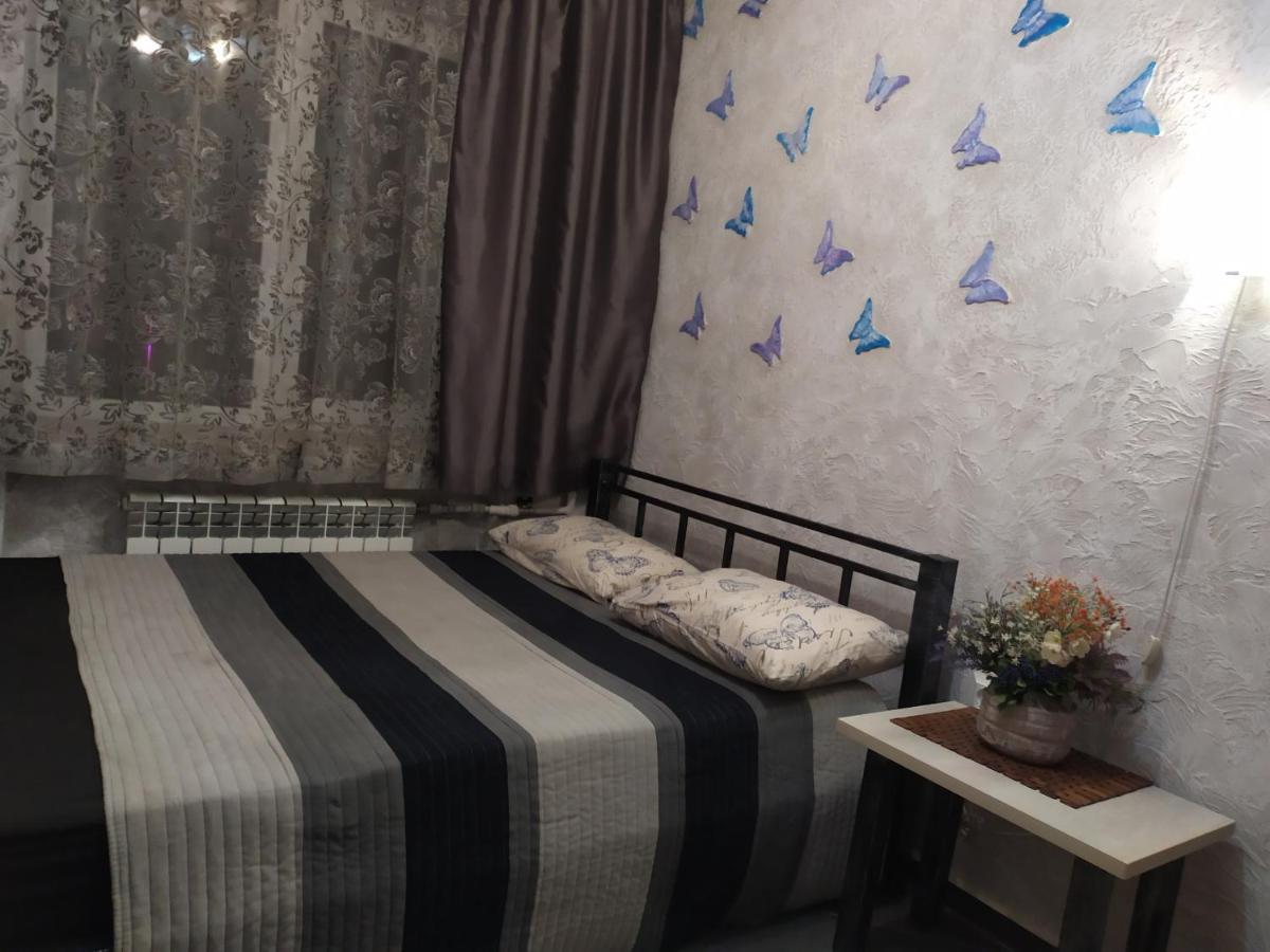 Apartment on Sobornaya 58 Khmelʼnytsʼkyy Bagian luar foto